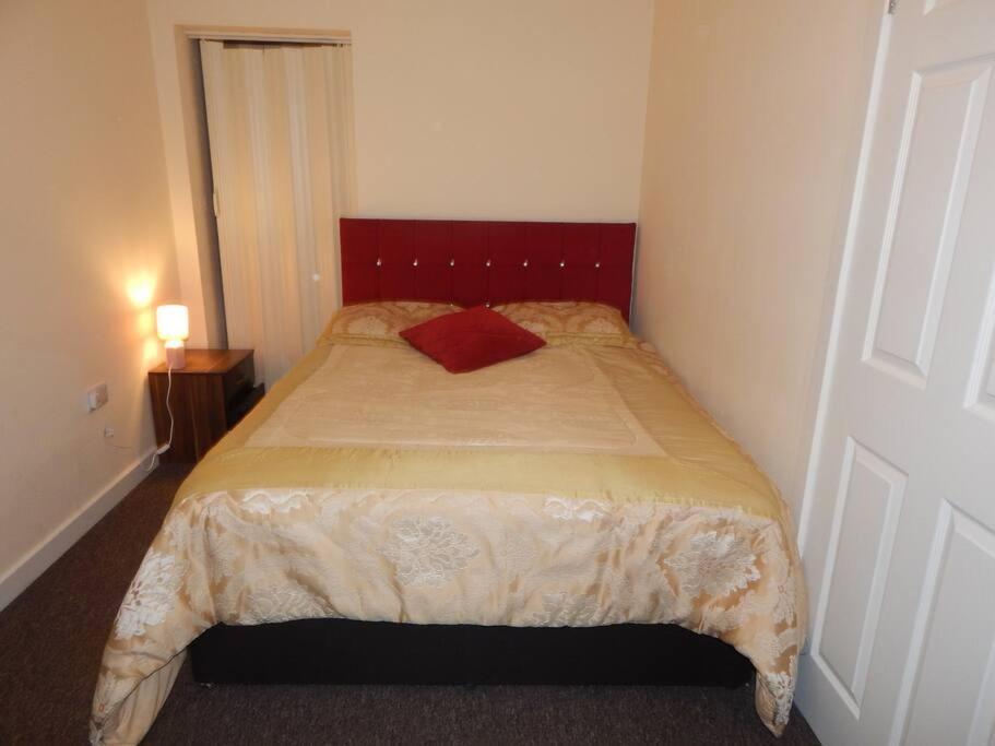 Apartment Flat, Close To Centre